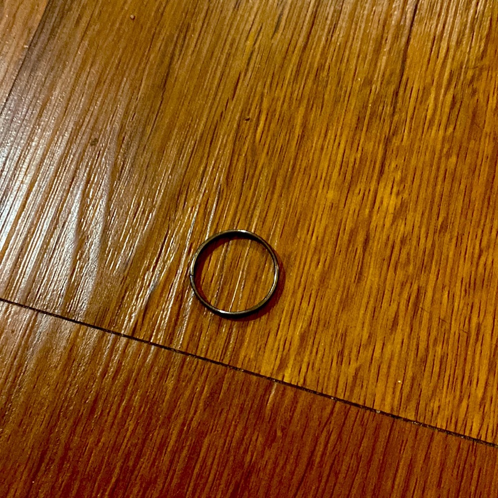 Black plain ring